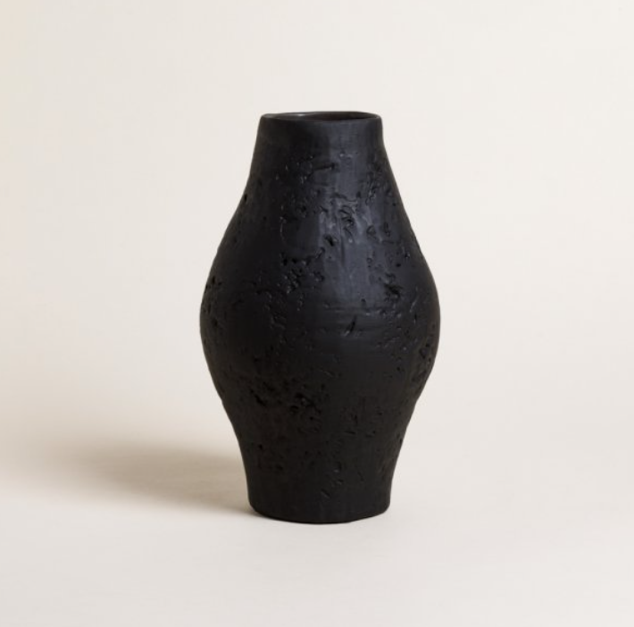 FLORERO ANFORA JHARI BLACK 27X16 CM