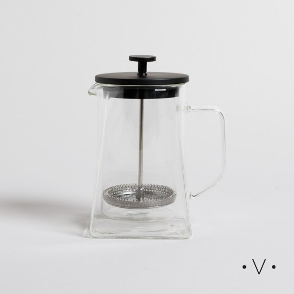 CAFETERA DOBLE VIDRIO CON EMBOLO TAPA BLACK 600 ML - VASSA
