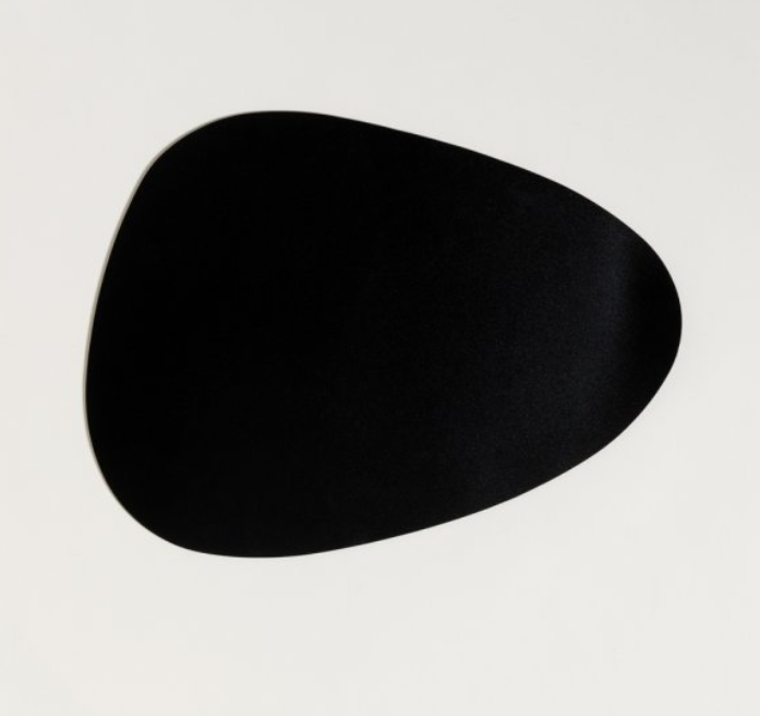 INDIVIDUAL AMORFO TRENTO NEGRO 31X40 CM