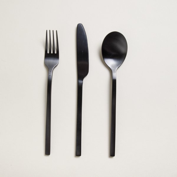 SET X 3 UTENSILIOS DE MESA AMSTERDAM NEGROS 20CM