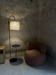 LAMPARA DE PIE PARAGÜA C/MESA