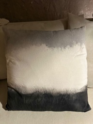 ALMOHADON ACUARELA GRIS Y NEGRO 60X60