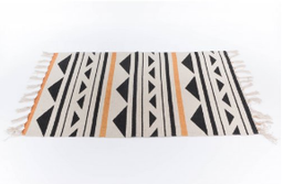 ALFOMBRA DE ALGODON NATURAL CON TRIANGULOS GRISES Y PELO NATURAL